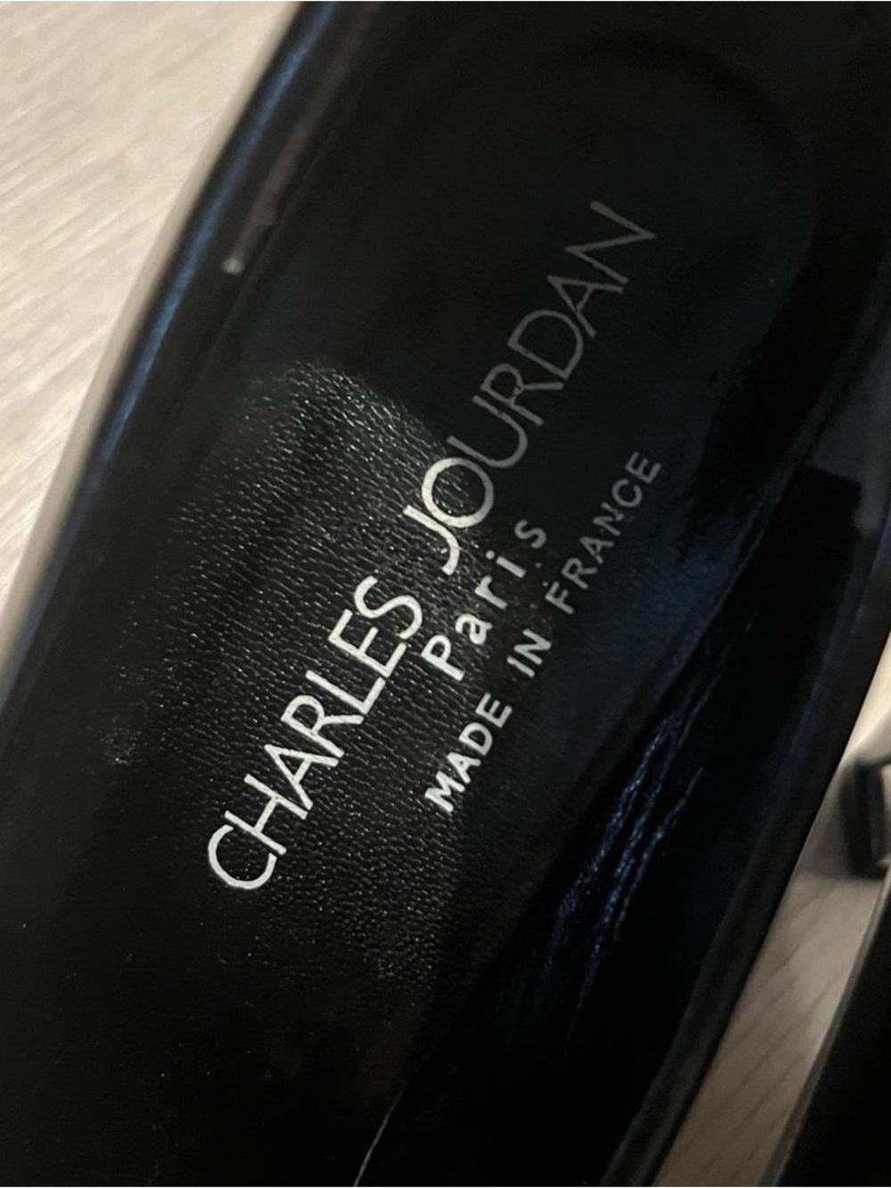 Charles Jourdan black heels size 8